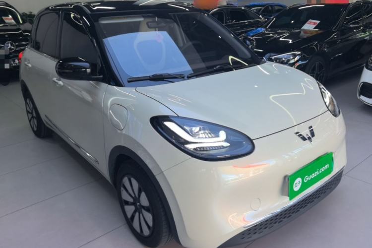 Used Wuling Bingo 2023 333km Enjoy+ Version Front Right 45 Deg