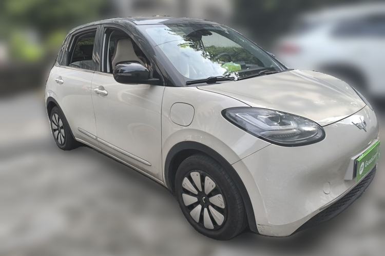 Used Wuling Bingo 2023 333km Enjoy+ Version Front Right 45 Deg