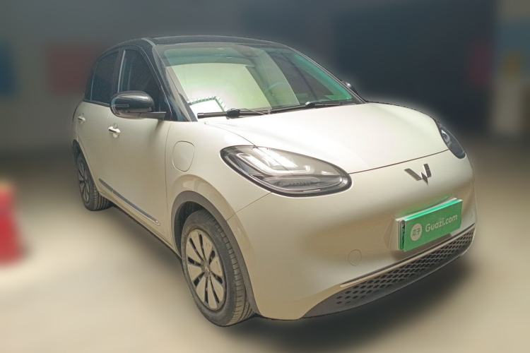 Used Wuling Bingo 2023 203km Comfort Edition Front Right 45 Deg