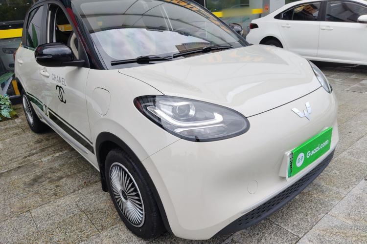 Used Wuling Bingo 2023 333 km Fast-Share Version Front Right 45 Deg