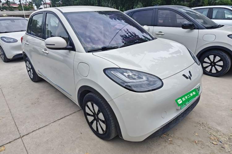 Used Wuling Bingo 2023 333 km Fast-Share Version Front Right 45 Deg