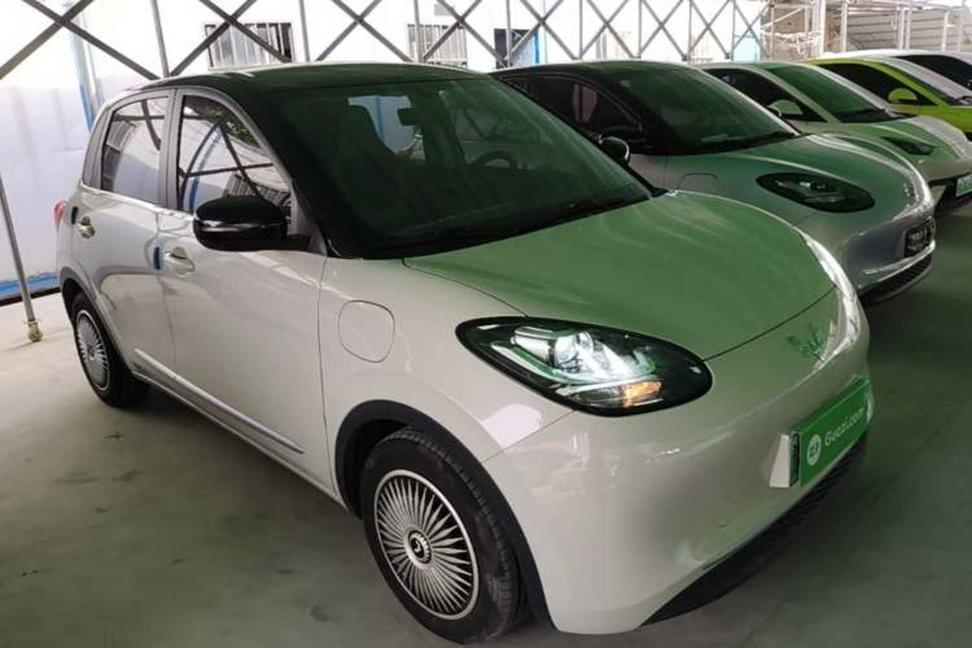 Used Wuling Bingo 2023 203km Light Edition Front Right 45 Deg