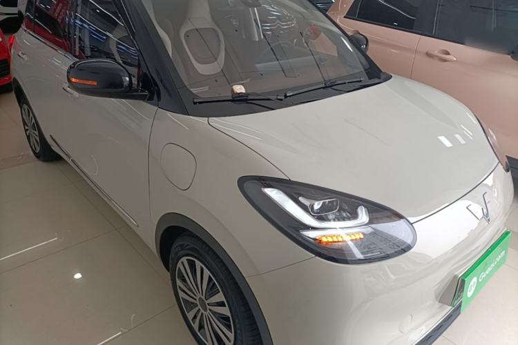 Used Wuling Bingo 2023 333 km Lingxi Connected Version Front Right 45 Deg