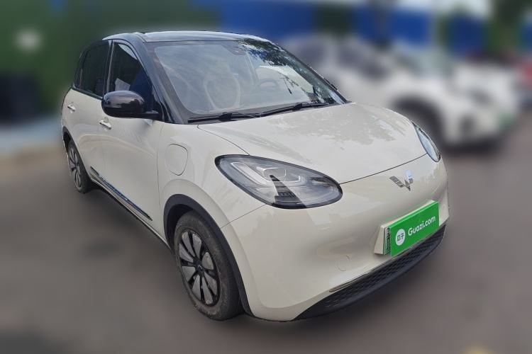 Used Wuling Bingo 2023 333 km Lingxi Connected Version Front Right 45 Deg
