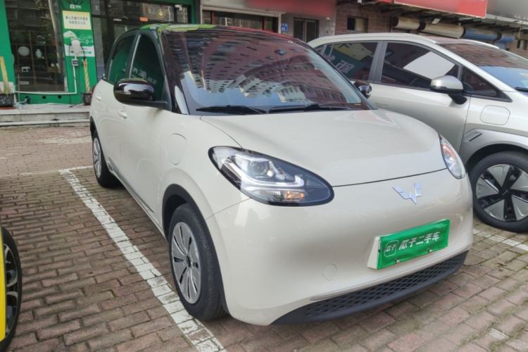 Used Wuling Bingo 2023 333 km Fast-Share Version Front Right 45 Deg