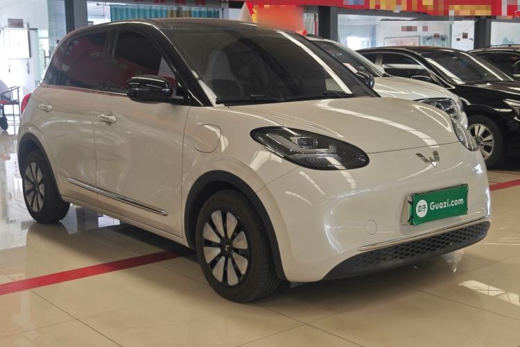 Used Wuling Bingo 2023 410 km Lingxi Deluxe Edition Front Right 45 Deg