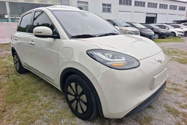 Used Wuling Bingo 2023 333km Enjoy+ Version Front Right 45 Deg