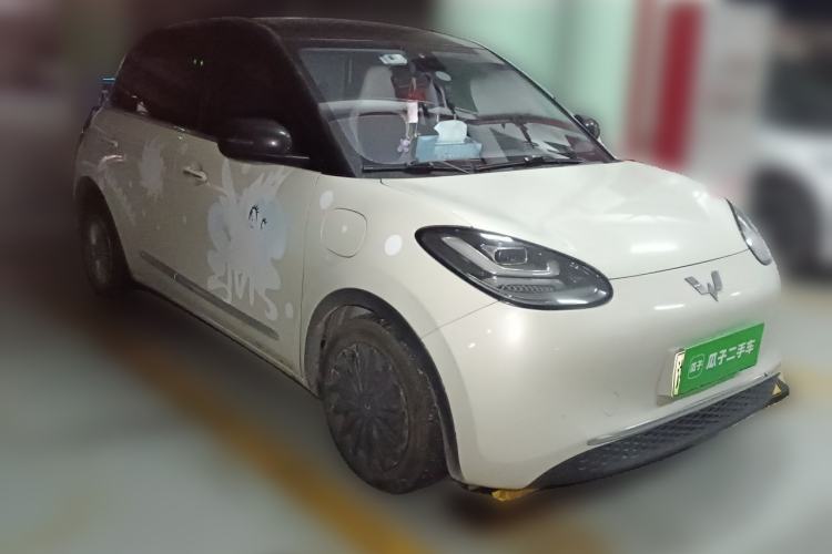 Used Wuling Bingo 2023 333 km Lingxi Connected Version Front Right 45 Deg