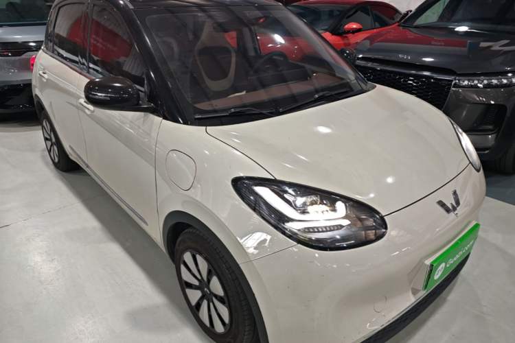 Used Wuling Bingo 2023 333 km Lingxi Connected+ Version Front Right 45 Deg
