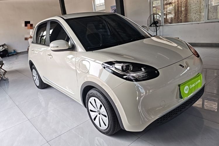 Used Wuling Bingo 2023 203km Light Edition Front Right 45 Deg