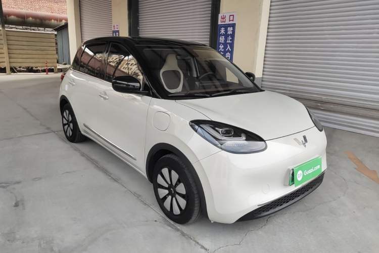 Used Wuling Bingo 2023 333km Enjoy+ Version Front Right 45 Deg