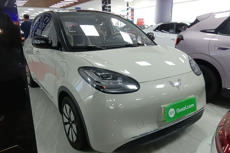 Used Wuling Bingo 2023 333 km Enjoyment Version Front Right 45 Deg