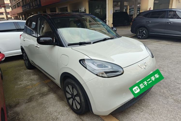 Used Wuling Bingo 2023 333 km Lingxi Connected Version Front Right 45 Deg