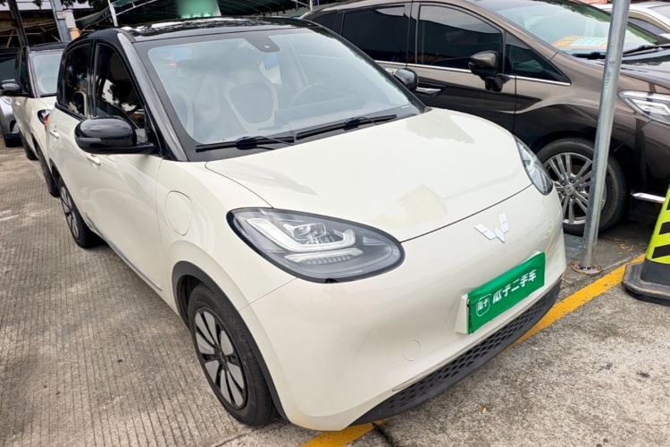 Used Wuling Bingo 2023 333 km Lingxi Connected+ Version Front Right 45 Deg