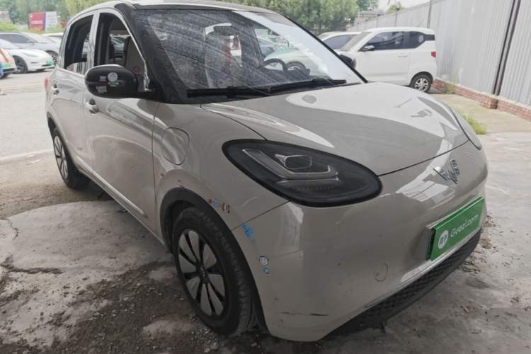 Used Wuling Bingo 2023 333 km Lingxi Connected+ Version Front Right 45 Deg