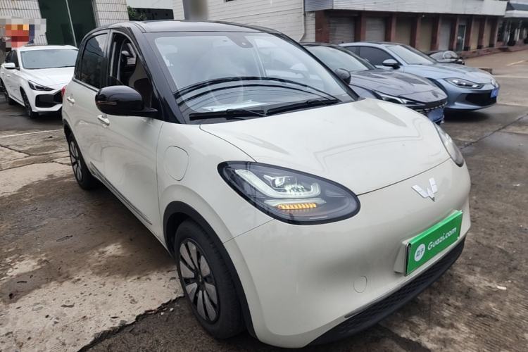 Used Wuling Bingo 2023 333 km Lingxi Connected Version Front Right 45 Deg