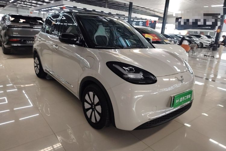 Used Wuling Bingo 2023 333 km Enjoyment Version Front Right 45 Deg