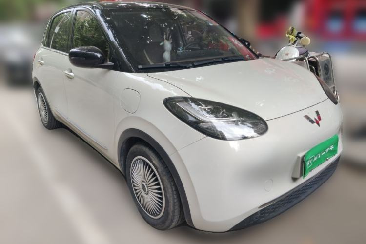 Used Wuling Bingo 2023 333 km Lingxi Connected Version Front Right 45 Deg