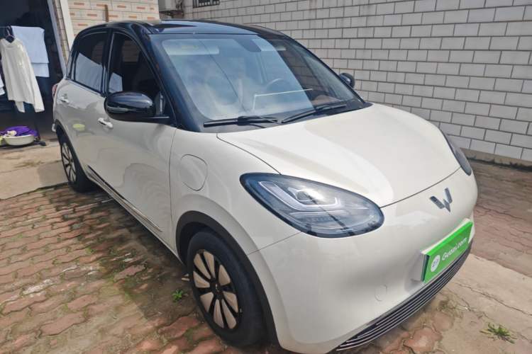 Used Wuling Bingo 2023 410 km Lingxi Deluxe Edition Front Right 45 Deg