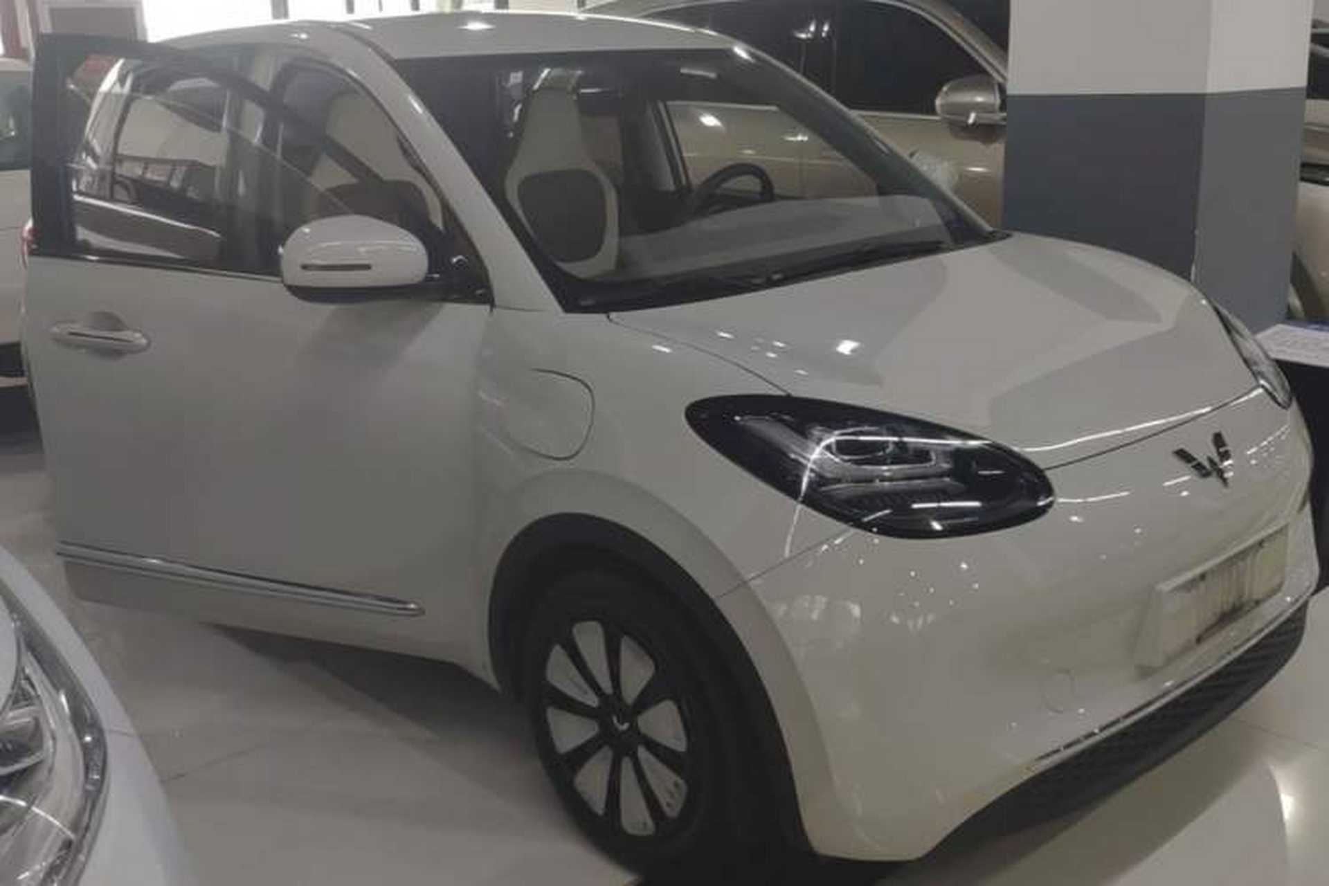 Used Wuling Bingo 2023 333km Enjoy+ Version Front Right 45 Deg