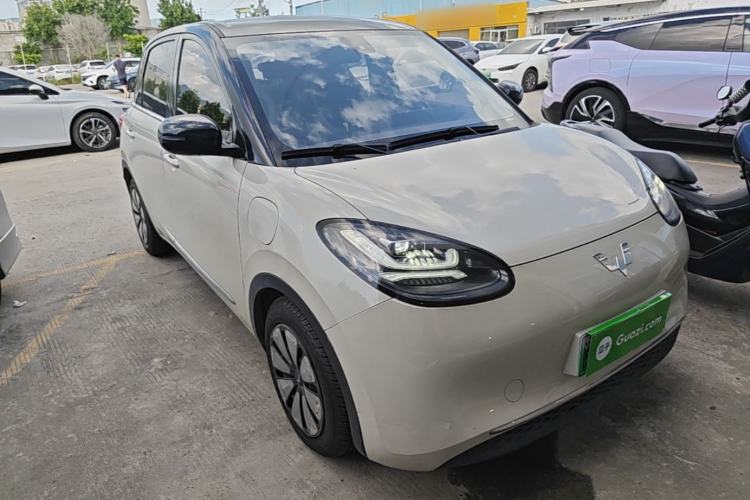 Used Wuling Bingo 2023 333 km Lingxi Connected Version Front Right 45 Deg