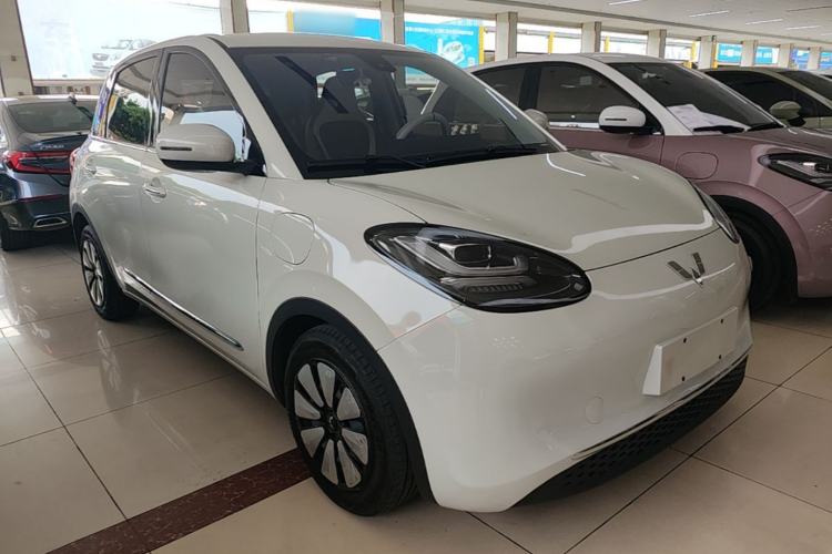 Used Wuling Bingo 2023 333 km Lingxi Connected Version Front Right 45 Deg