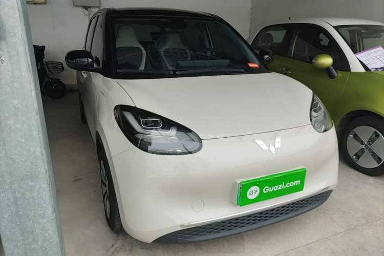 Used Wuling Bingo 2023 333 km Lingxi Connected Version Front Right 45 Deg