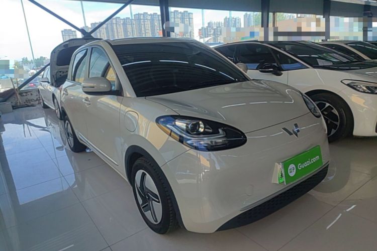 Used Wuling Bingo 2023 333 km Fast-Share Version Front Right 45 Deg