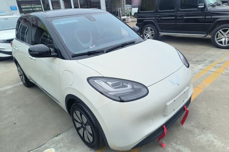 Used Wuling Bingo 2023 333 km Lingxi Connected+ Version Front Right 45 Deg