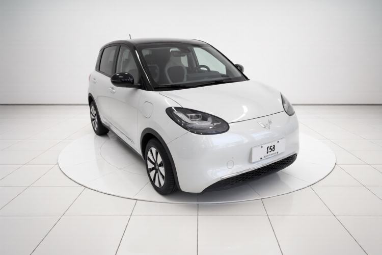 Used Wuling Bingo 2023 333km Enjoy+ Version Front Right 45 Deg