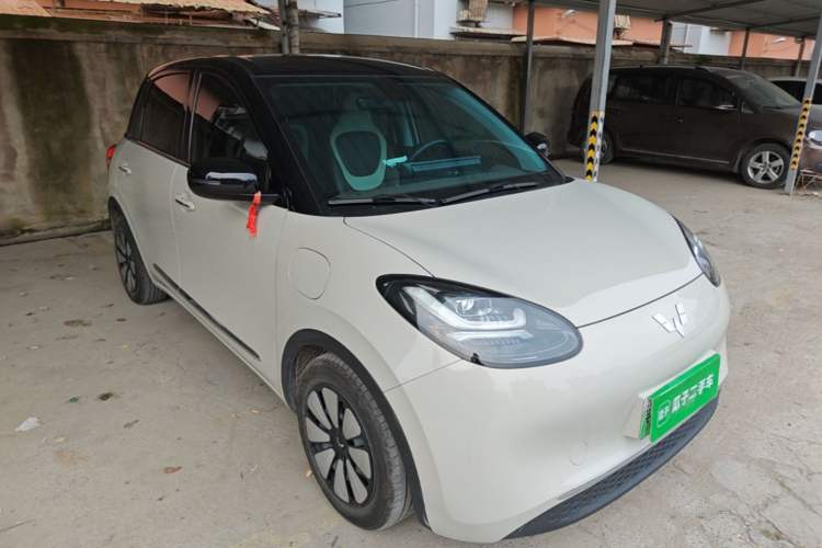 Used Wuling Bingo 2023 333km Enjoy+ Version Front Right 45 Deg