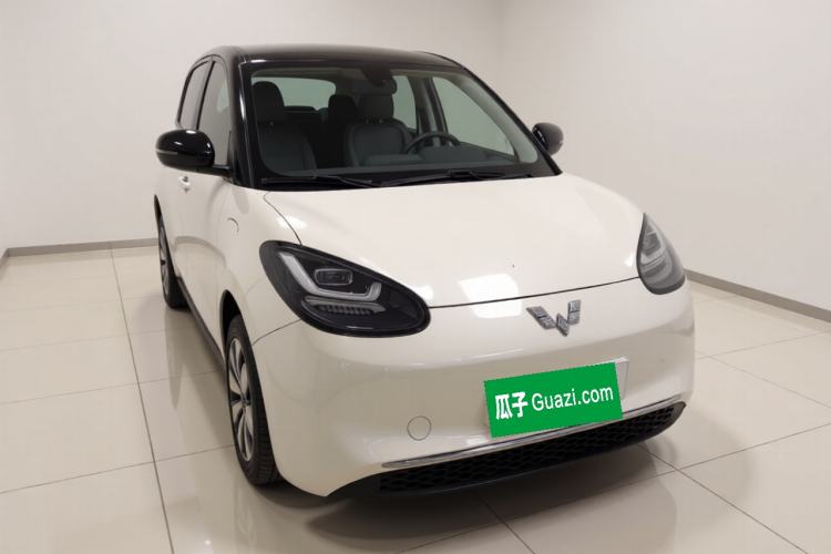 Used Wuling Bingo 2023 333 km Lingxi Connected+ Version Front Right 45 Deg