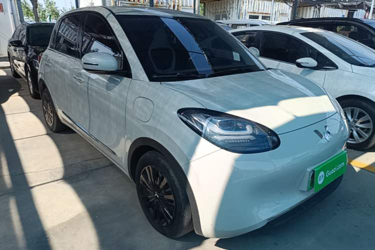 Used Wuling Bingo 2023 333 km Enjoyment Version Front Right 45 Deg