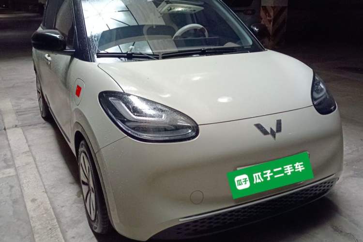 Used Wuling Bingo 2023 410 km Lingxi Deluxe Edition Front Right 45 Deg