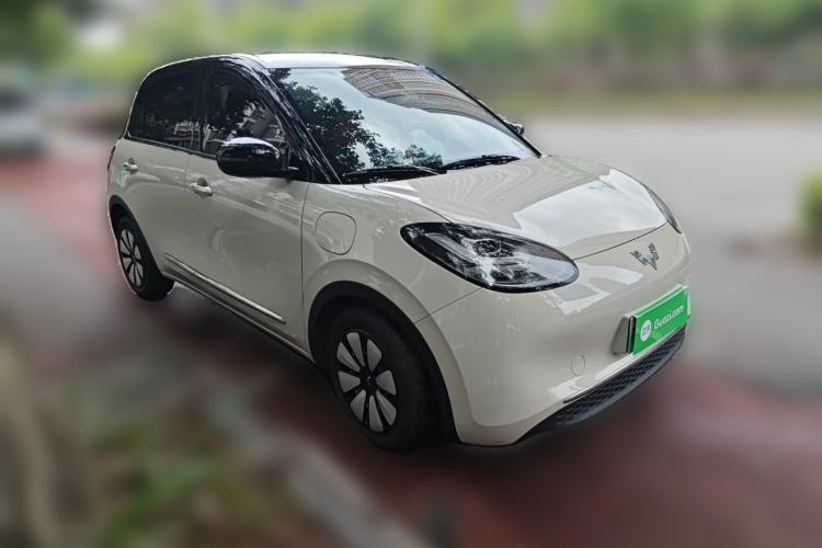 Used Wuling Bingo 2023 333 km Enjoyment Version Front Right 45 Deg