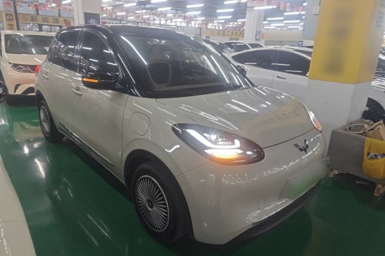 Used Wuling Bingo 2023 410 km Lingxi Deluxe Edition Front Right 45 Deg