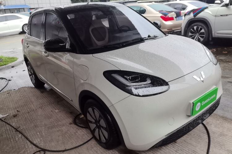 Used Wuling Bingo 2023 333km Enjoy+ Version Front Right 45 Deg