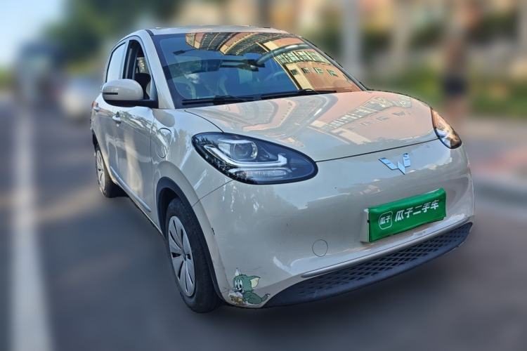 Used Wuling Bingo 2023 203km Light Edition Front Right 45 Deg