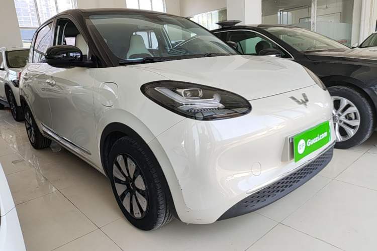 Used Wuling Bingo 2023 333 km Lingxi Connected+ Version Front Right 45 Deg
