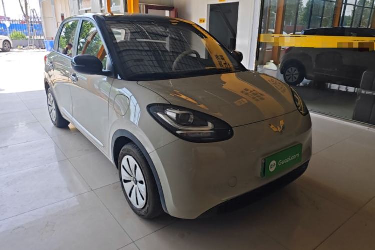 Used Wuling Bingo 2023 203km Light Edition Front Right 45 Deg