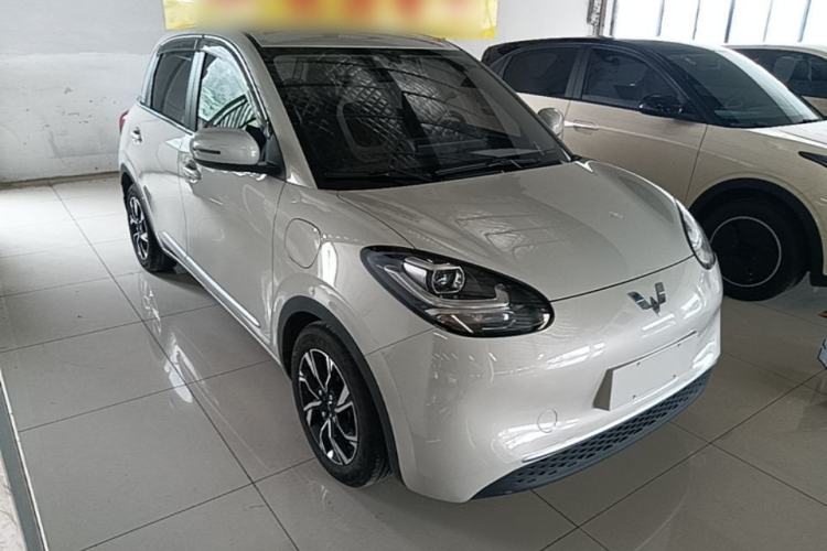 Used Wuling Bingo 2023 333 km Fast-Share Version Front Right 45 Deg
