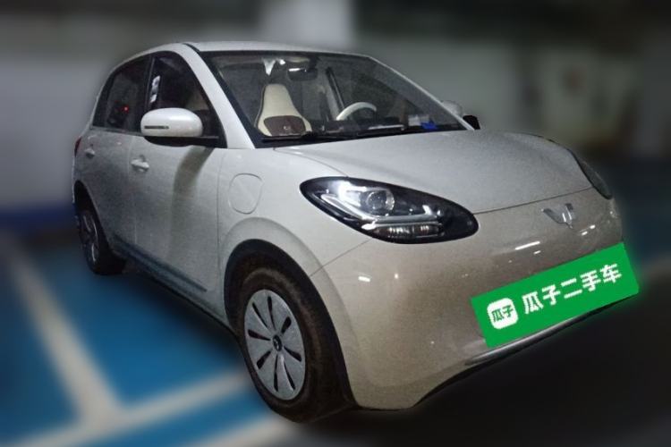 Used Wuling Bingo 2023 333 km Fast-Share Version Front Right 45 Deg