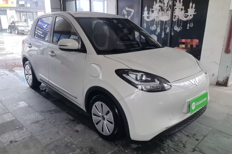 Used Wuling Bingo 2023 333 km Fast-Share Version Front Right 45 Deg