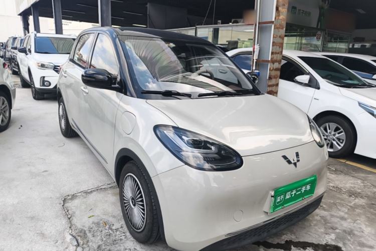 Used Wuling Bingo 2023 333 km Lingxi Connected Version Front Right 45 Deg