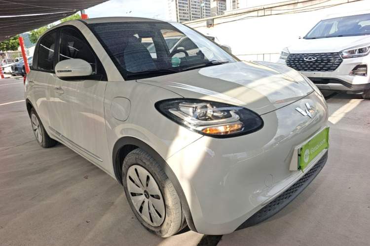 Used Wuling Bingo 2023 333 km Fast-Share Version Front Right 45 Deg