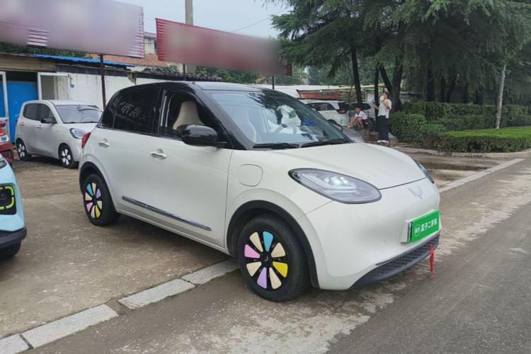 Used Wuling Bingo 2023 333 km Lingxi Connected+ Version Front Right 45 Deg