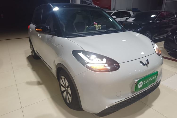 Used Wuling Bingo 2023 333 km Fast-Share Version Front Right 45 Deg