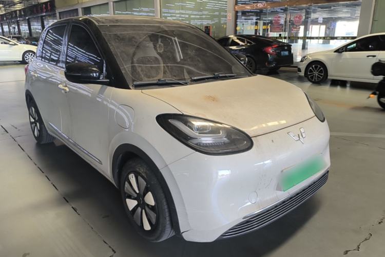 Used Wuling Bingo 2023 203km Comfort Edition Front Right 45 Deg