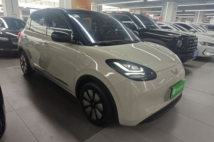 Used Wuling Bingo 2023 333km Enjoy+ Version Front Right 45 Deg