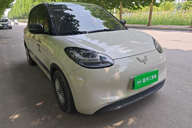 Used Wuling Bingo 2023 333 km Lingxi Connected Version Front Right 45 Deg